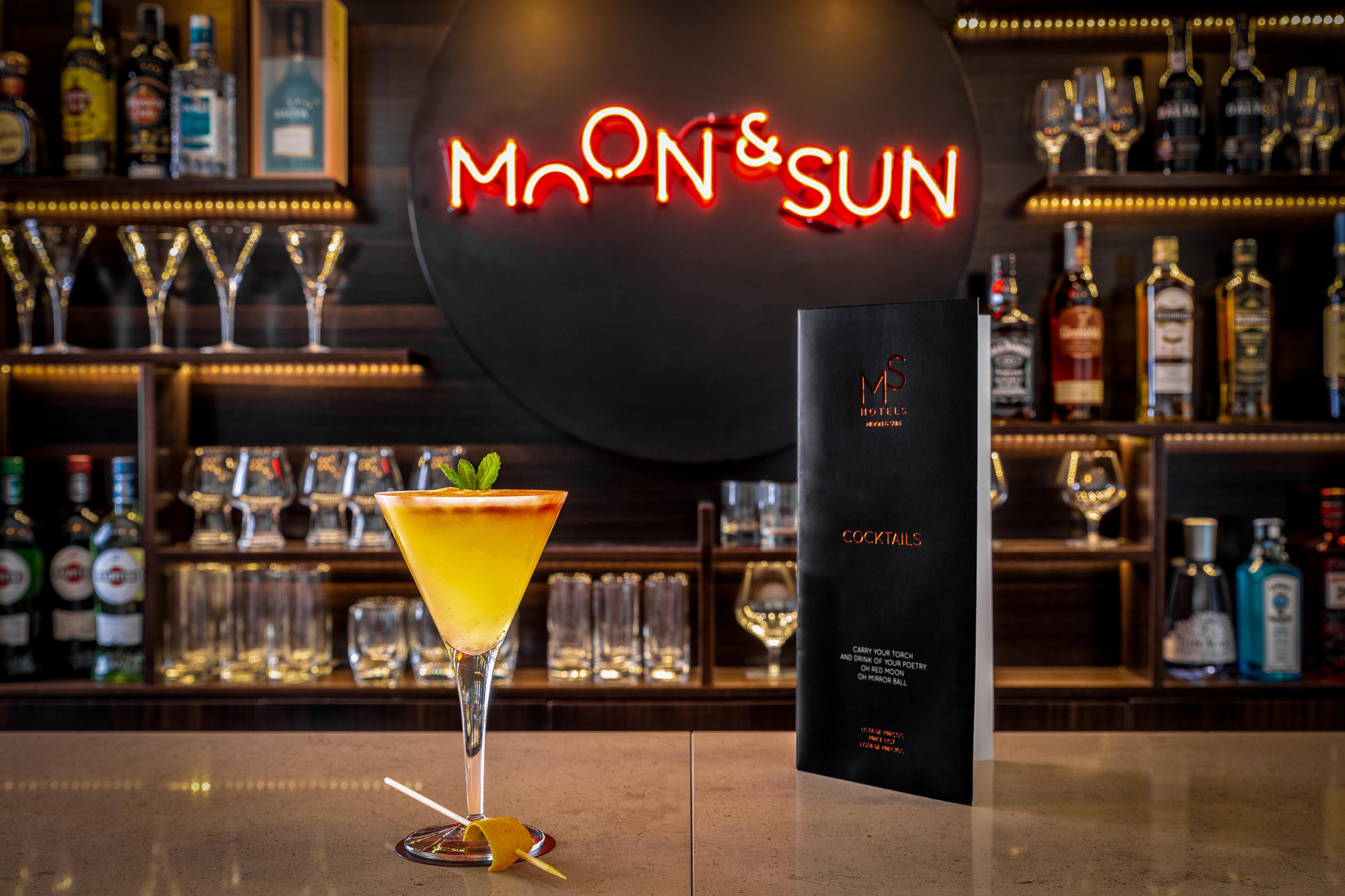 Hotel Moon & Sun Porto Bagian luar foto