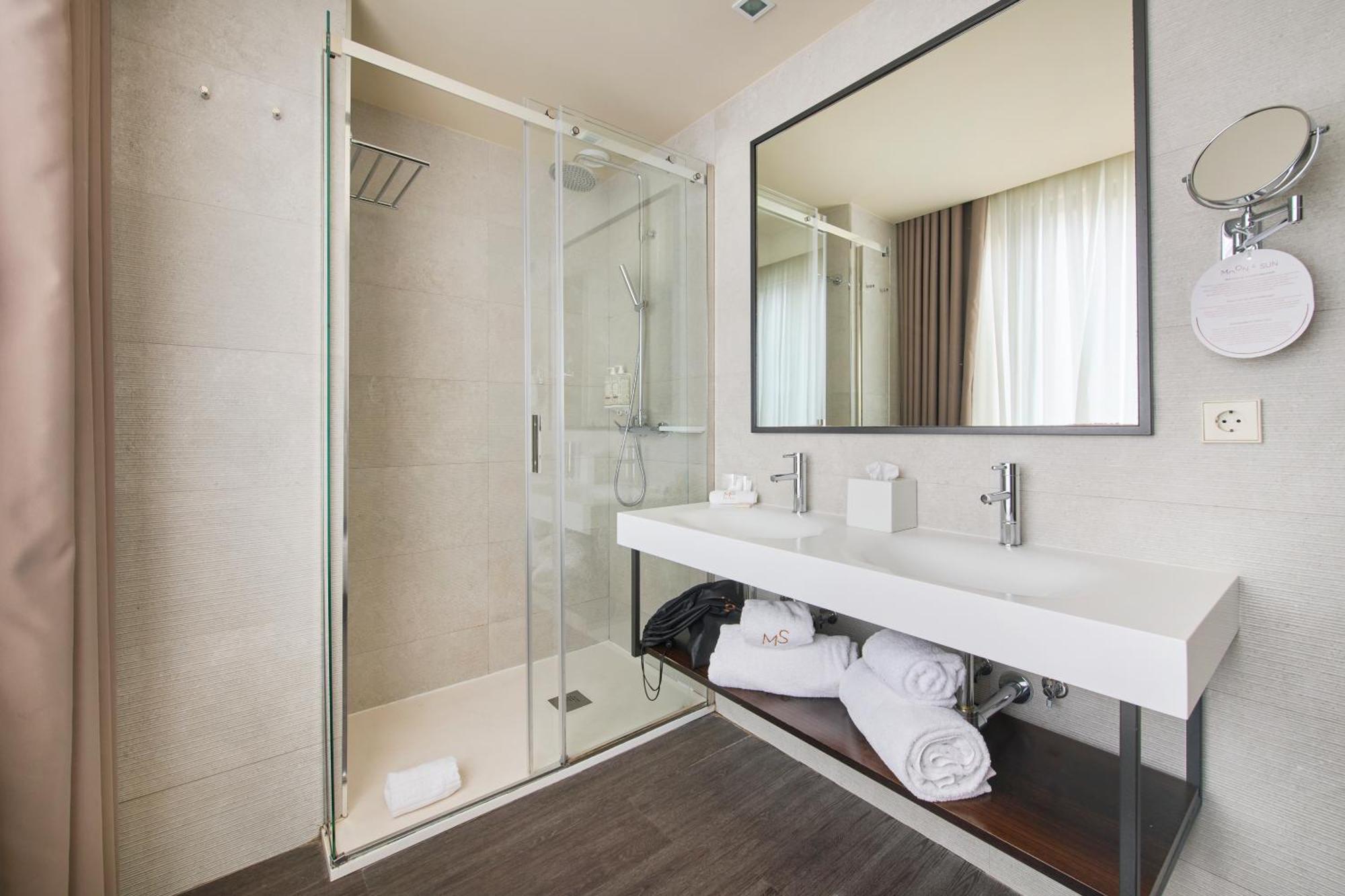 Hotel Moon & Sun Porto Bagian luar foto