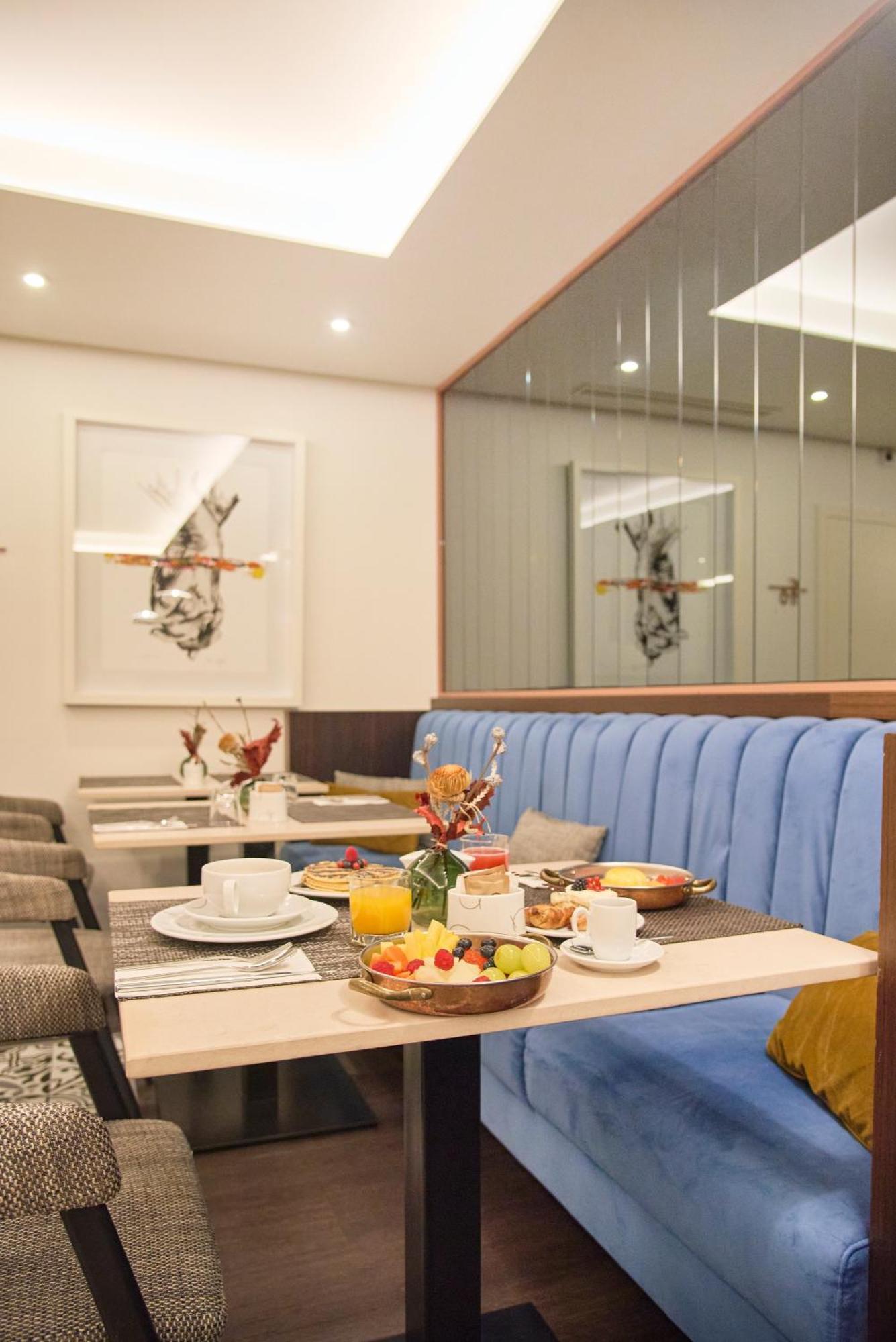 Hotel Moon & Sun Porto Bagian luar foto