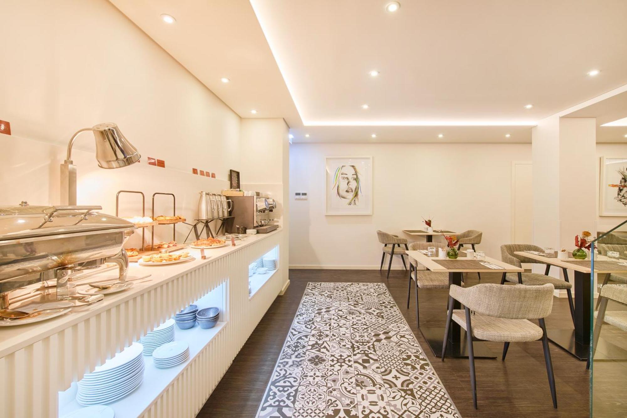 Hotel Moon & Sun Porto Bagian luar foto