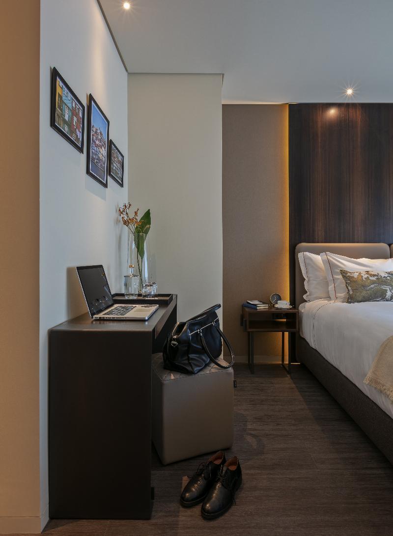 Hotel Moon & Sun Porto Bagian luar foto